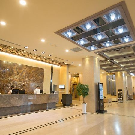 Hotel International Changwon Extérieur photo