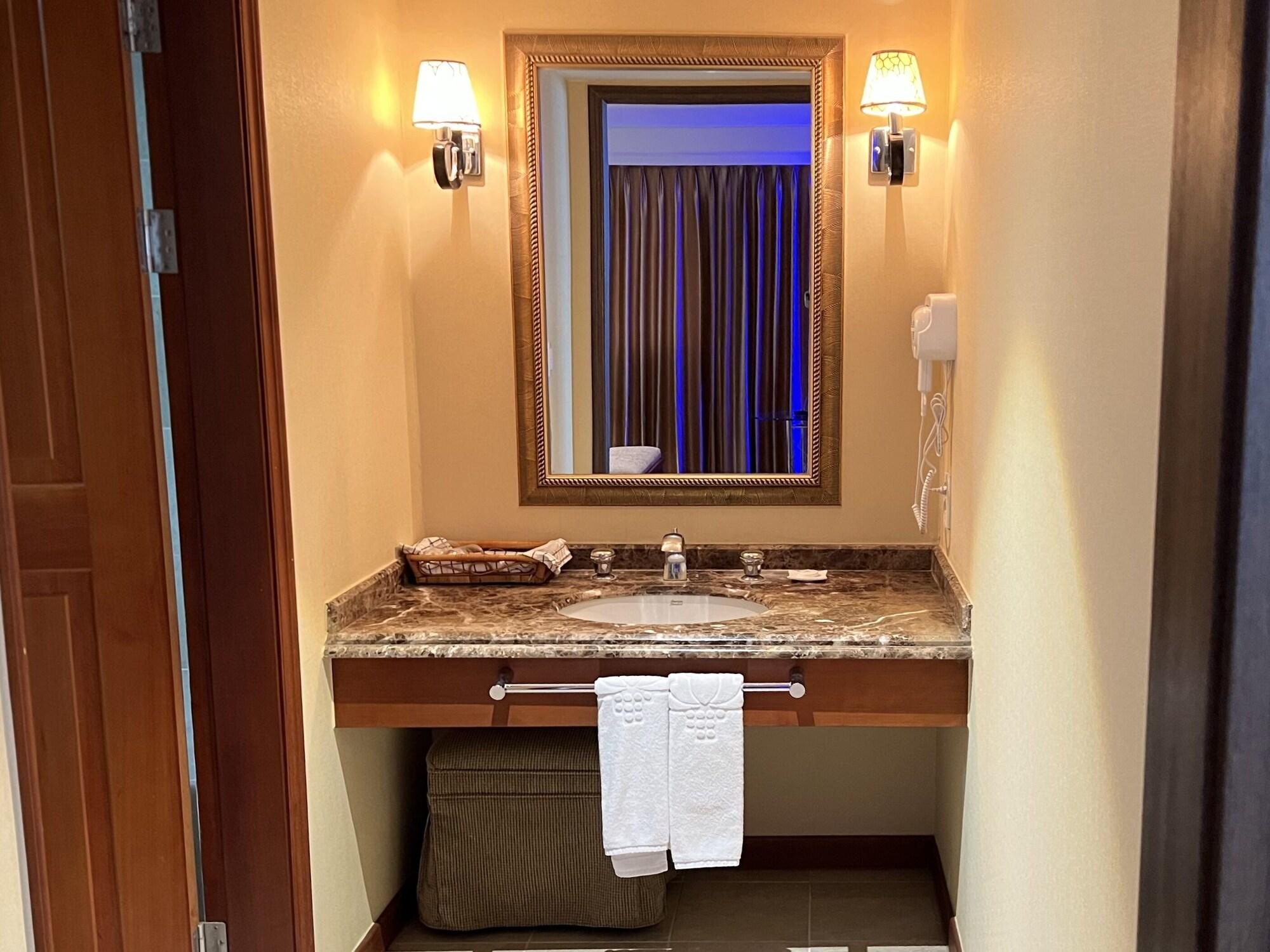 Hotel International Changwon Extérieur photo
