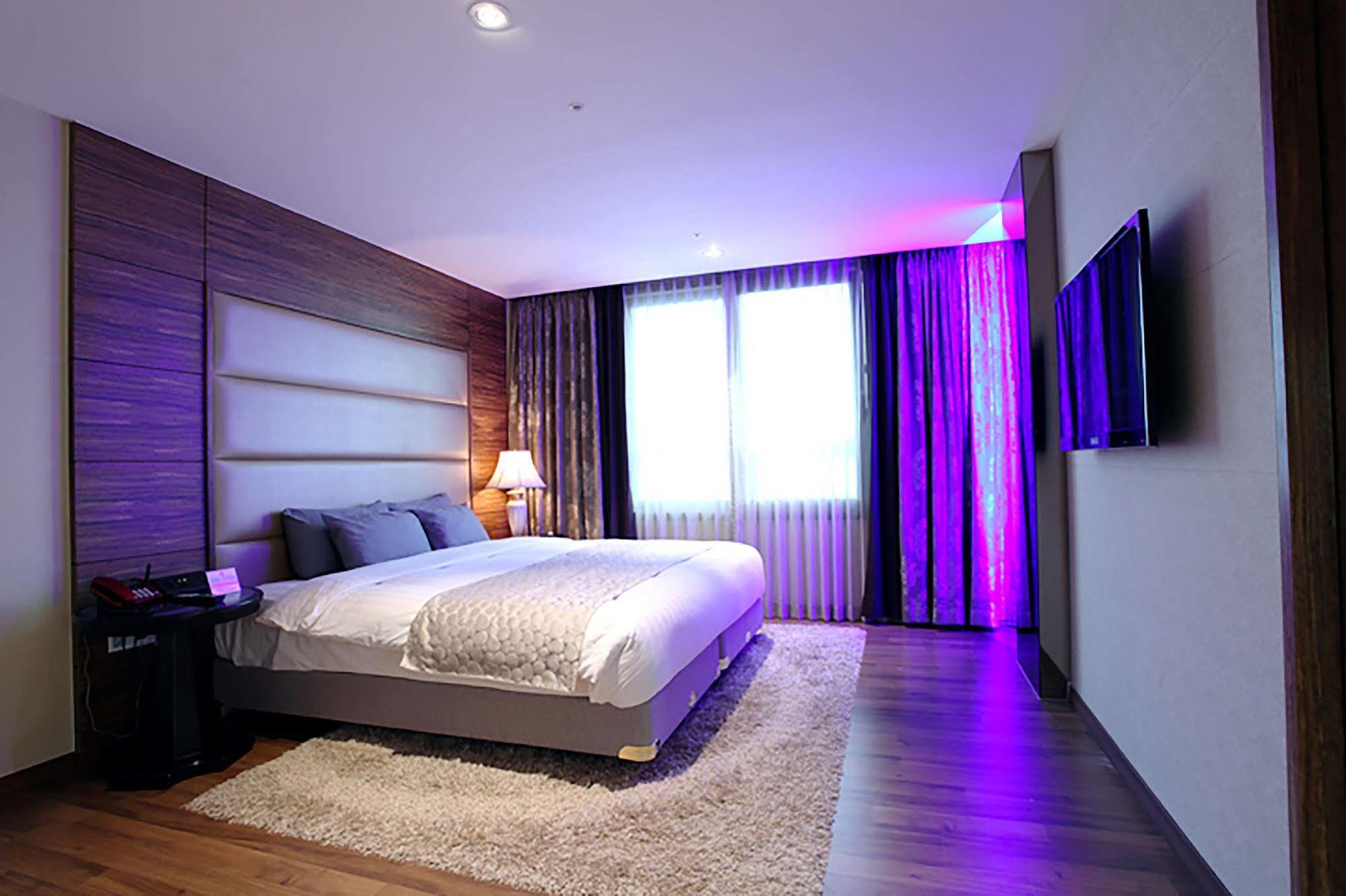 Hotel International Changwon Extérieur photo