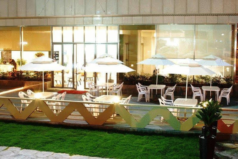 Hotel International Changwon Extérieur photo