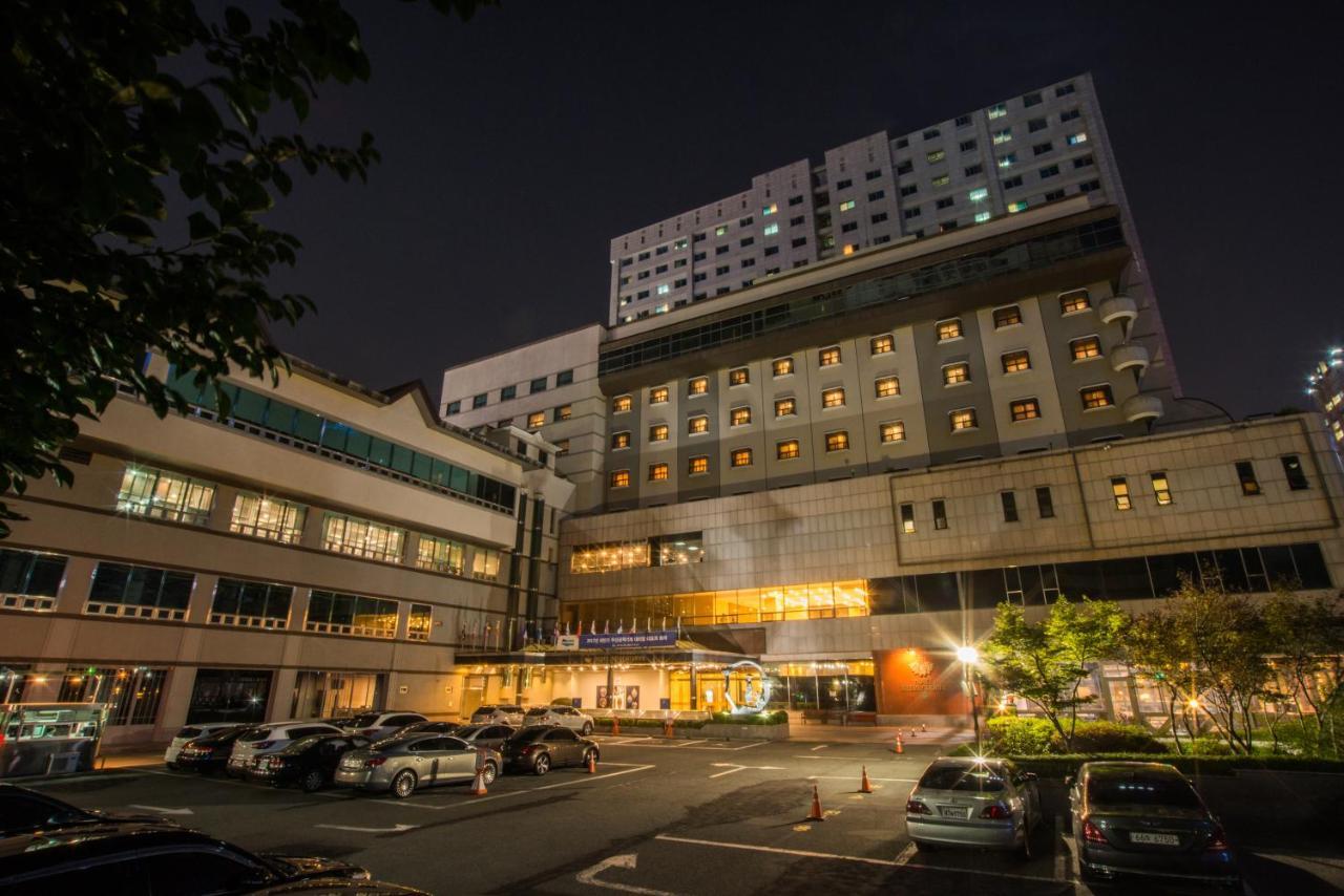 Hotel International Changwon Extérieur photo